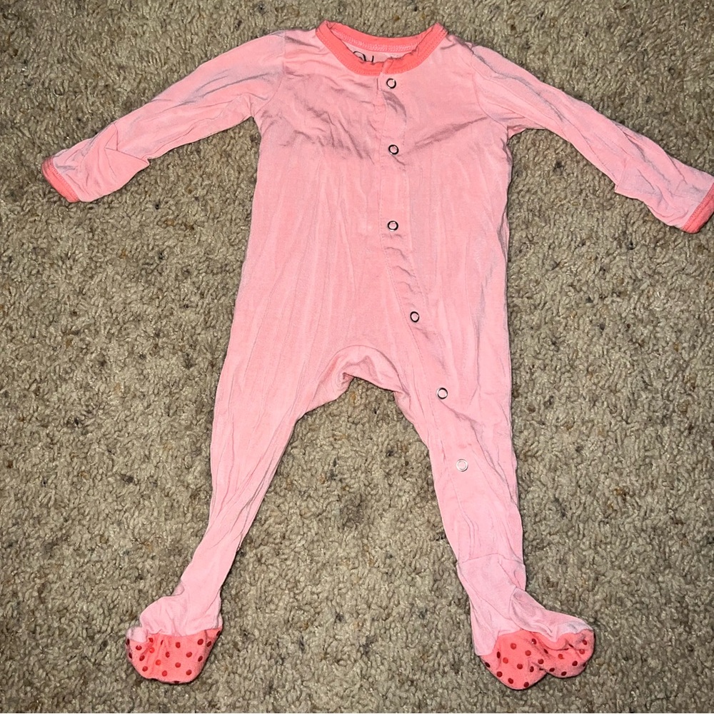 Kozi & Co snap footie